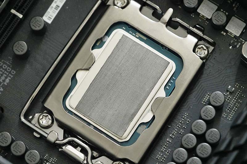 石墨烯导热垫：如何选择最佳高性能散热方案（2026 年指南）