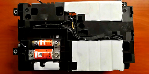 非硅导热垫电动汽车BDU应用