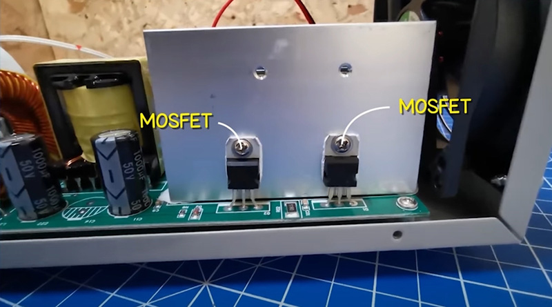 电源 MOSFET 导热垫片厚度选型.jpg 电源 MOSFET 导热垫片厚度选型.jpg